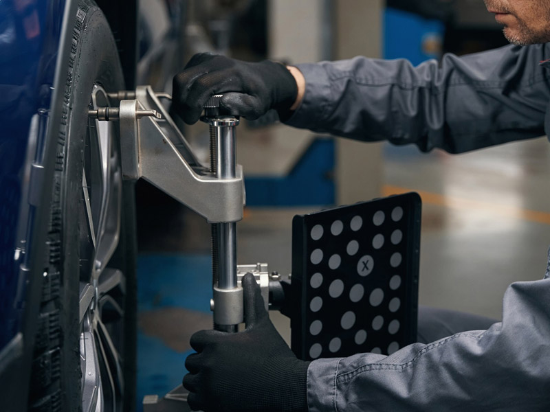 GM Certified Service Wheel Alignment Suspension and Frequently Asked Questions in Toronto Ontario