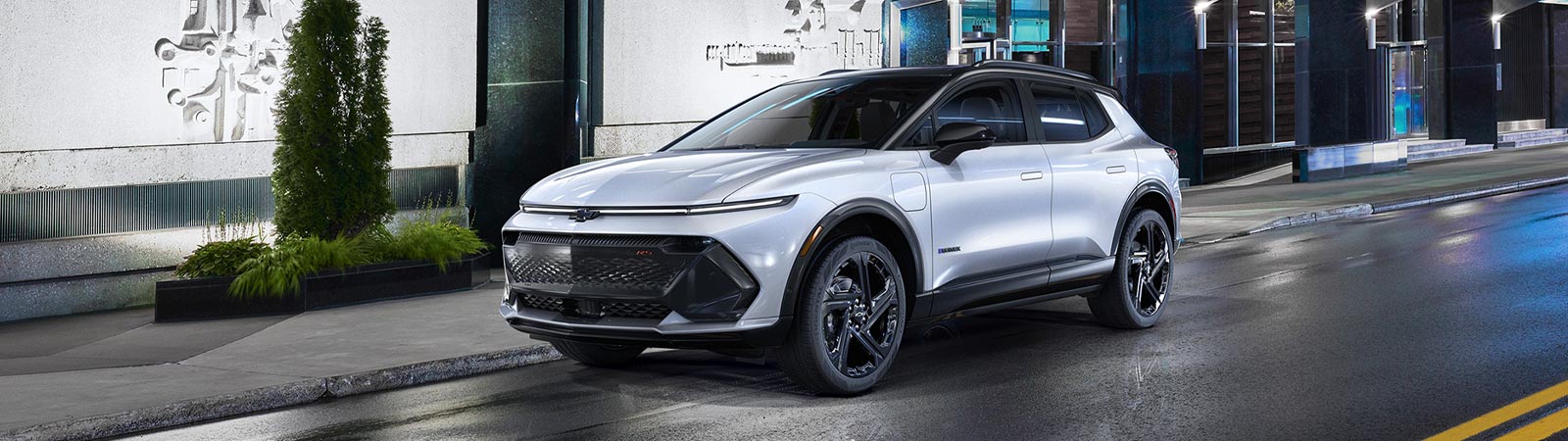 New 2026 Chevrolet Equinox EV Electric Compact SUV Info Specs Features Highlights Powertrain and Performance